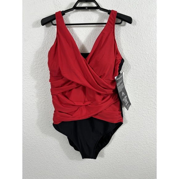 Miraclesuit Swimsuit Womens 18 Red Black Wrap One Piece Tummy Control 6502912 - Picture 1 of 8